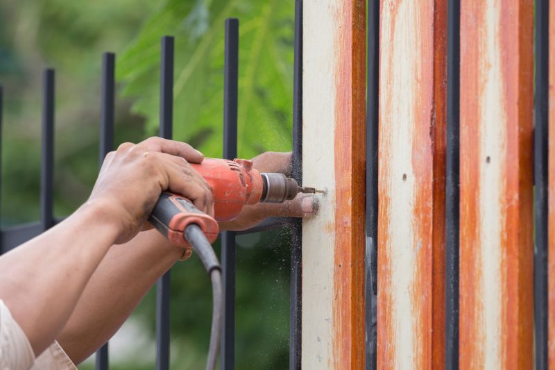 Fence Repair Cost Guide — Cost of Fence Repair